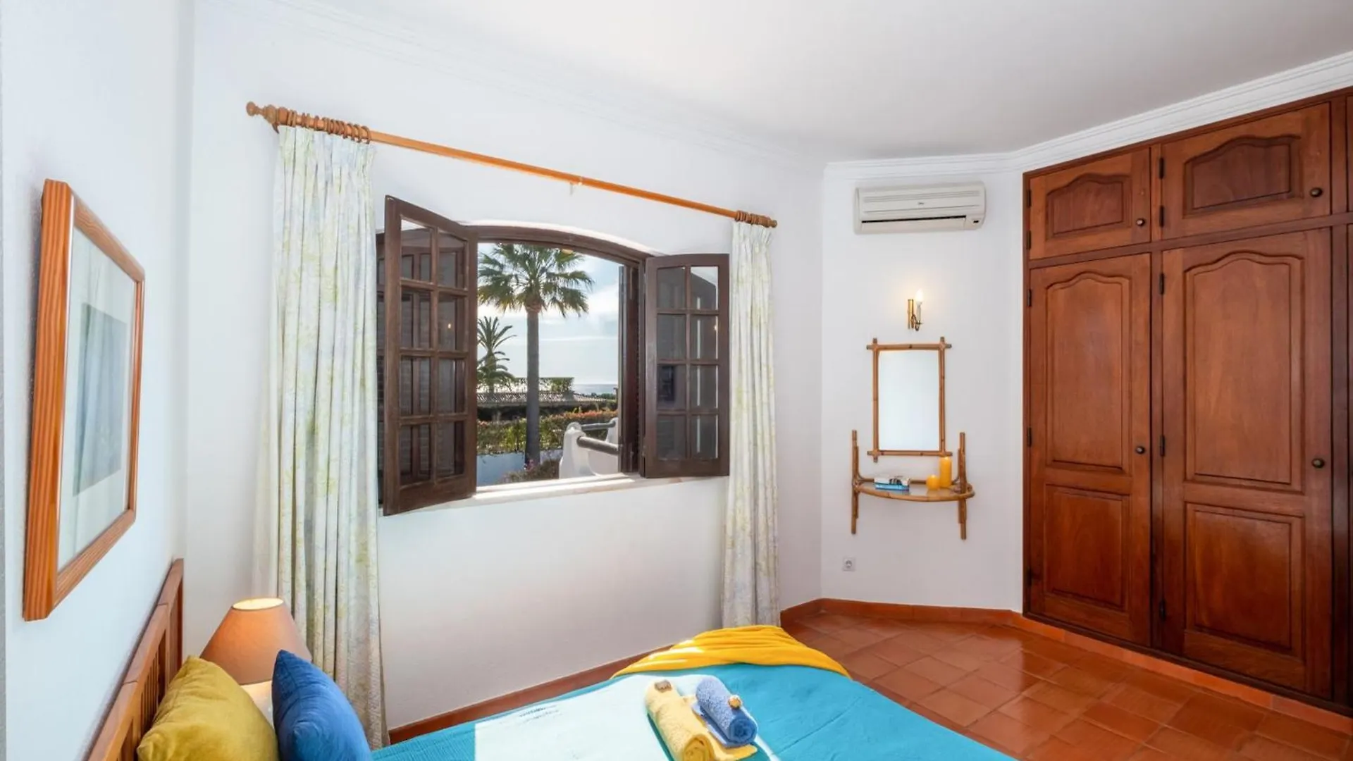Outstanding Villa With Private Heatedpool Albufeira Portugal