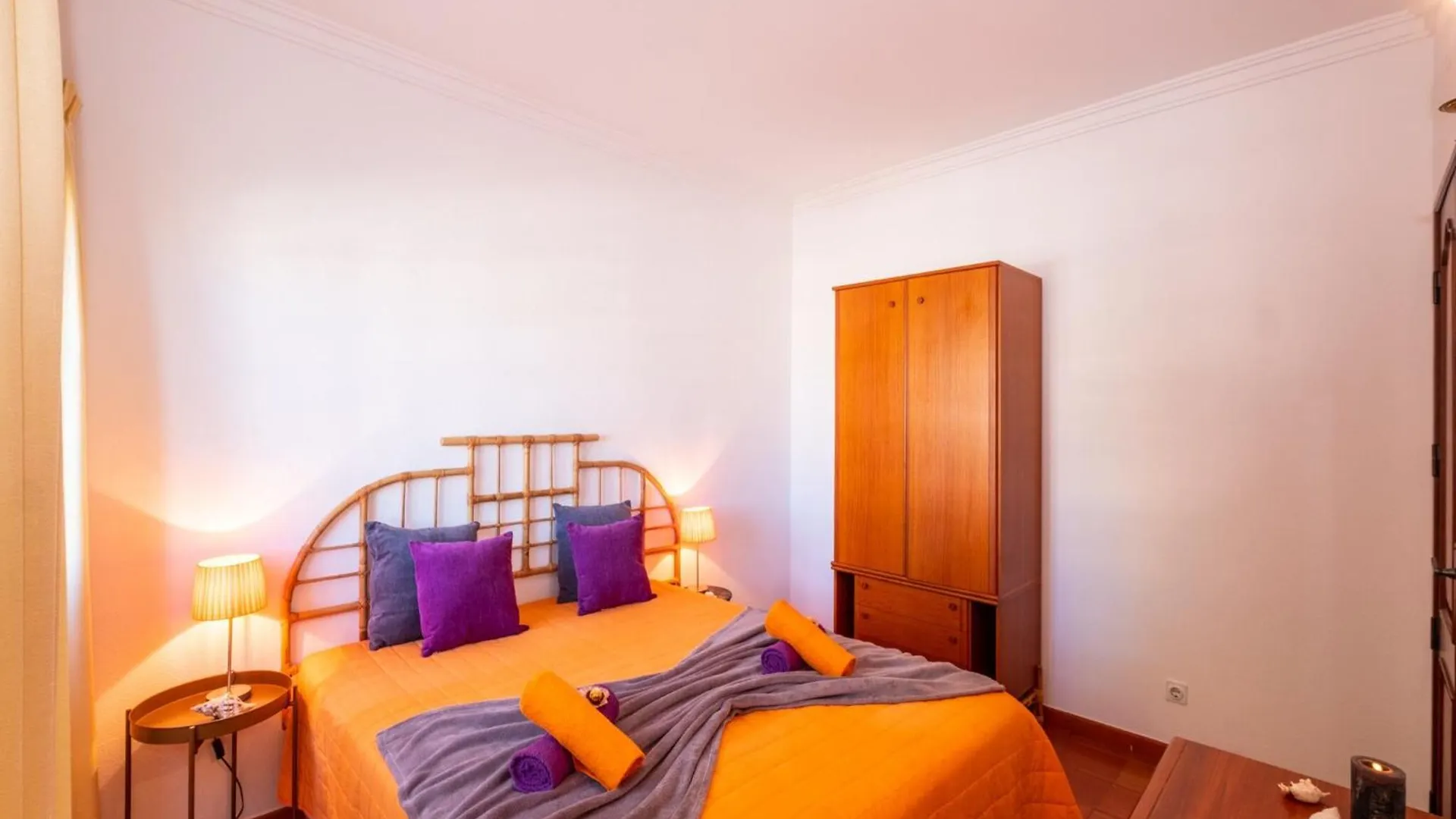 Outstanding Villa With Private Heatedpool Albufeira